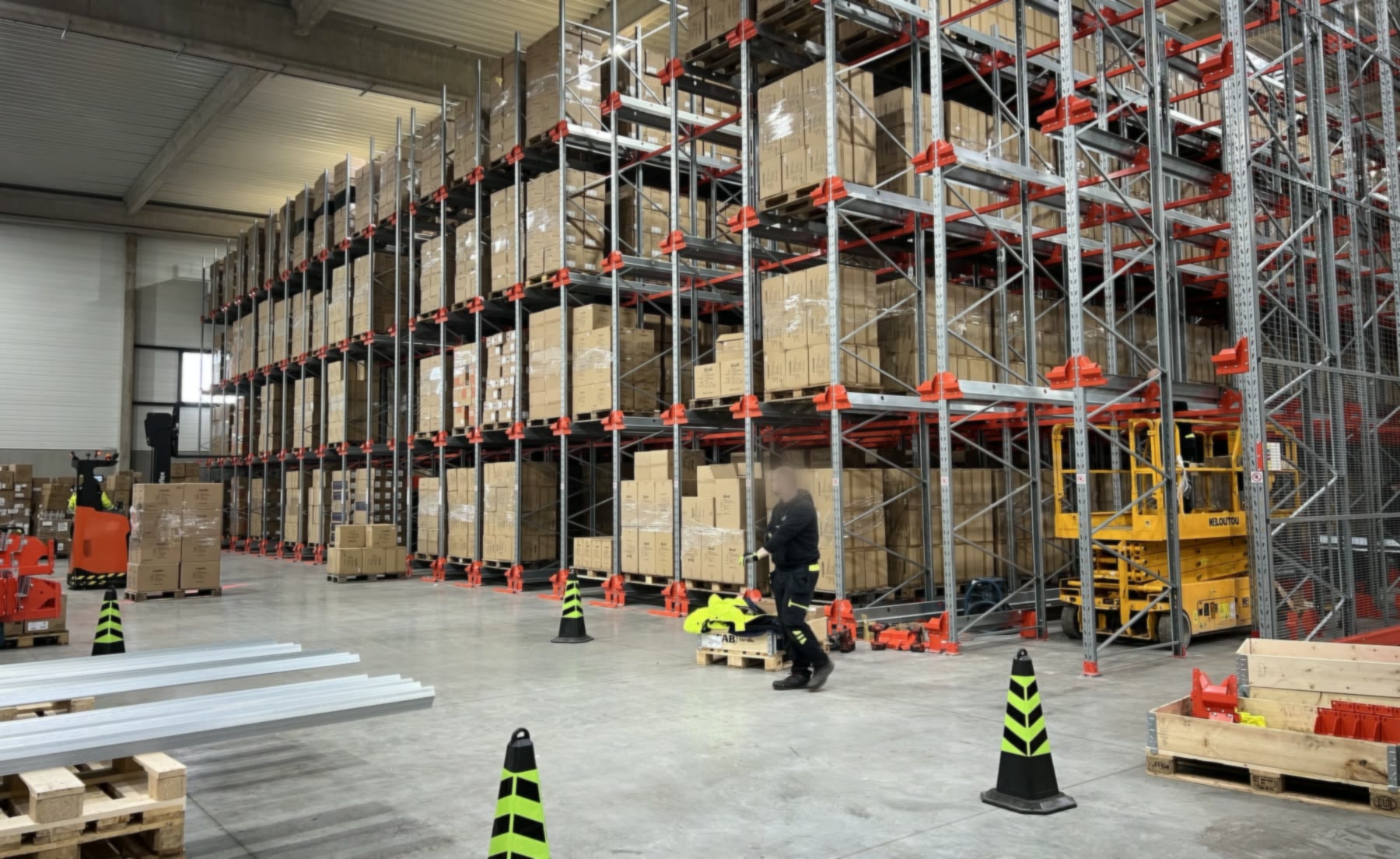 Pallet racking inside a FEESGO warehouse